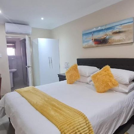 Benoni N12 Hotel Buitenkant foto