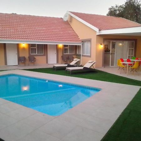 Benoni N12 Hotel Buitenkant foto