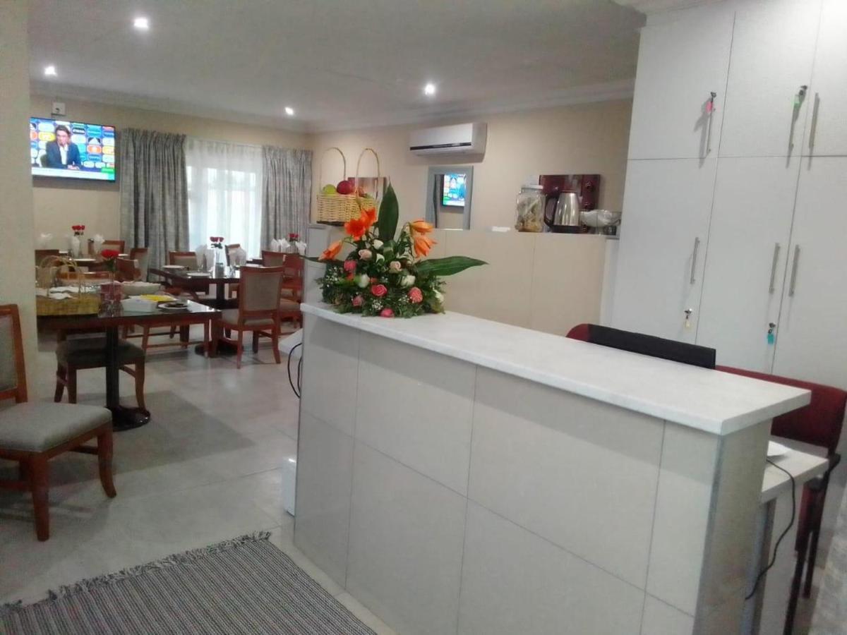 Benoni N12 Hotel Buitenkant foto