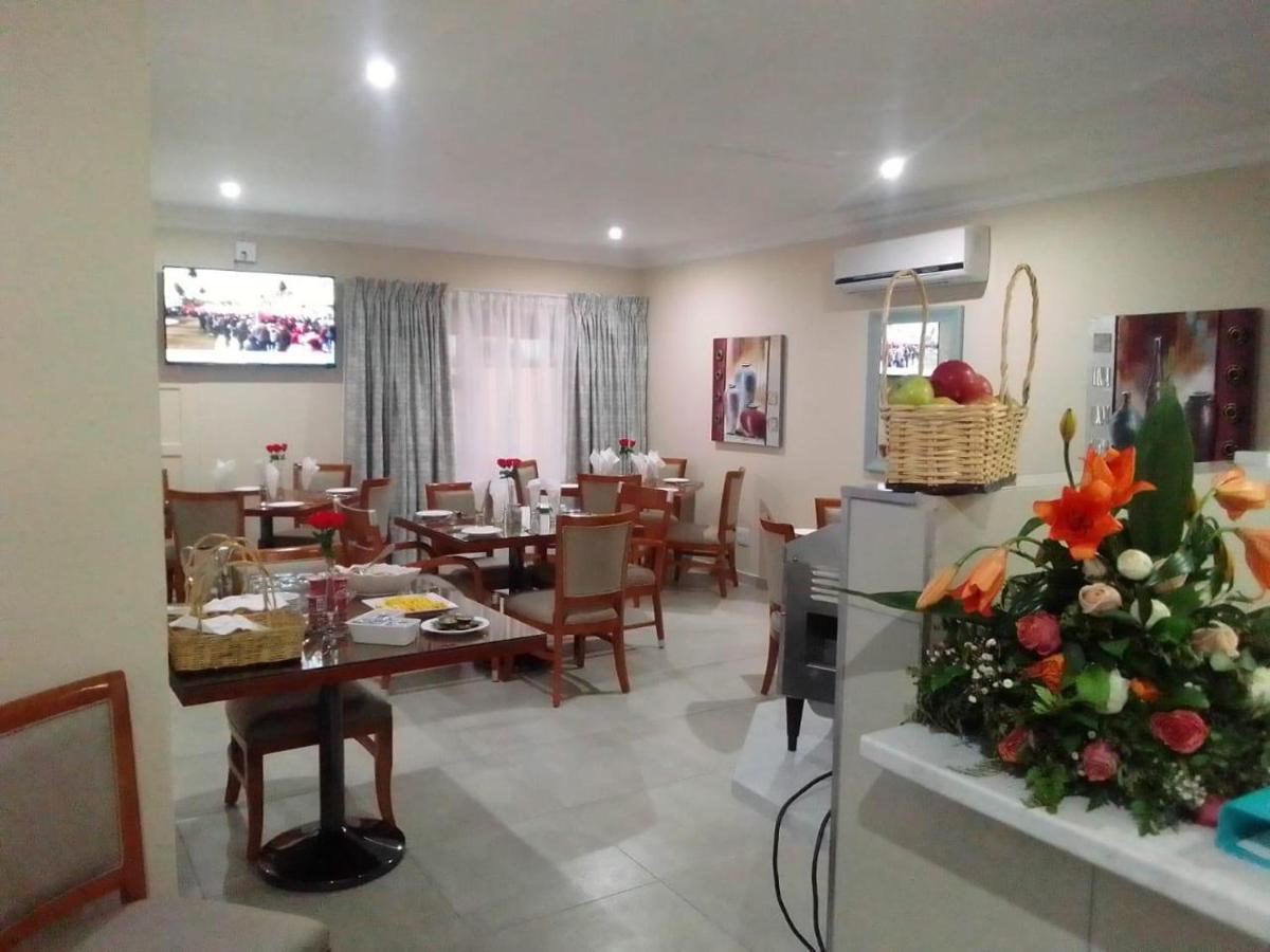 Benoni N12 Hotel Buitenkant foto